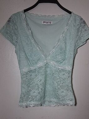 Princess Polly Pale Mint Lace V-Neck Short Sleeve Top (Size S)